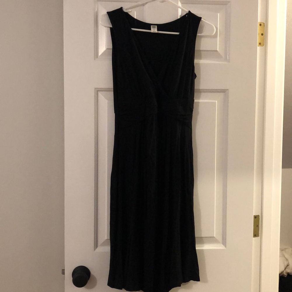 Black maternity dress